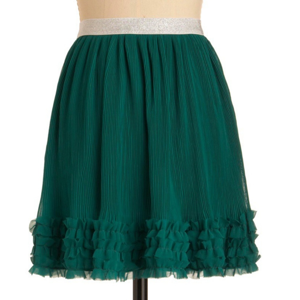 Modcloth "On an Escarole" silver & green skirt